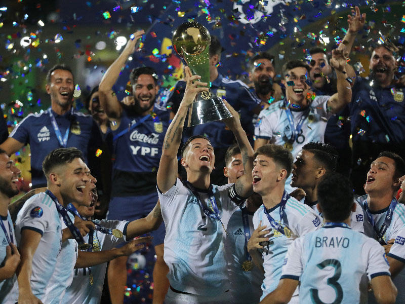 جانب من تتويج المنتخب الأرجنتيني 