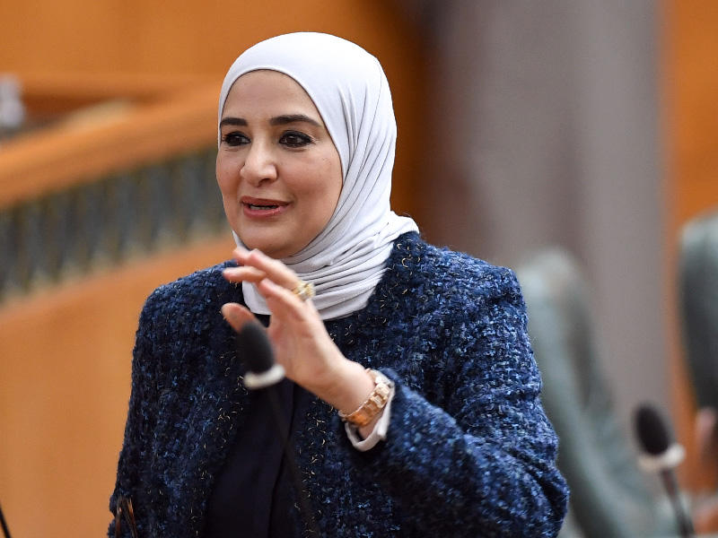 وزيرة المالية وزيرة الدولة للشؤون الاقتصادية الكويتية مريم العقيل
