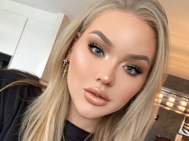 الفتاة الهولندية نيكي دي ياغر