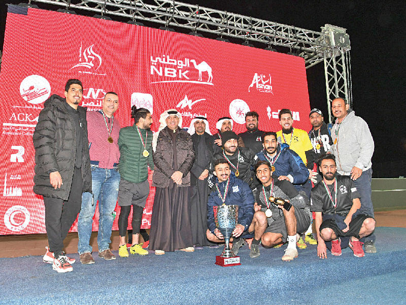 الفريق الفائز بالبطولة