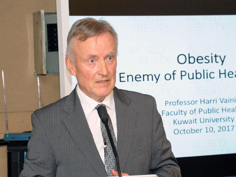 عميد كلية الصحة العامة بجامعة الكويت د. هاري فاينيو