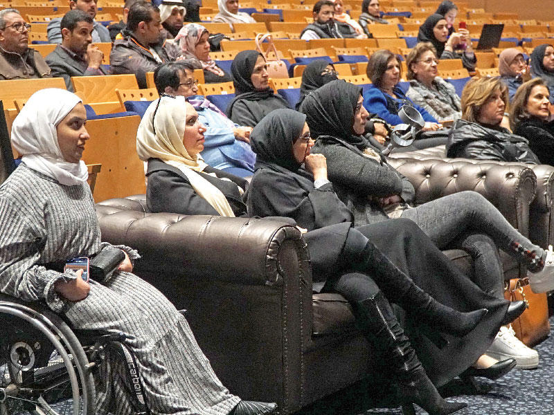 جانب من الحضور 