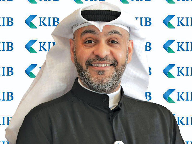  نائب مدير عام إدارة الموارد البشرية في البنك، فراس الدارمي