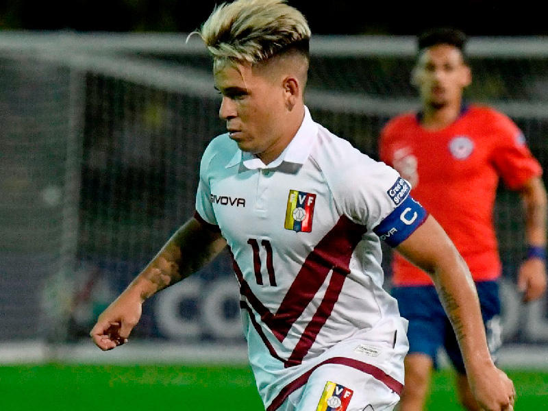 لاعب نادي سانتوس البرازيلي الفنزويلي يفيرسون سوتيلدو 