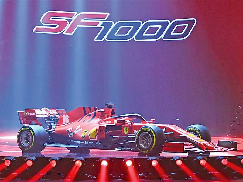 فيراري تكشف عن سيارتها الجديدة