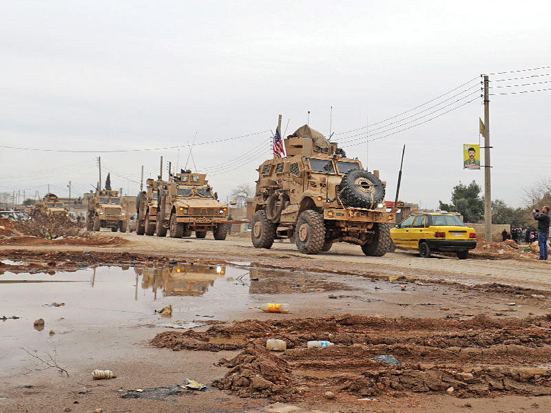 دورية أميركية في القامشلي أقصى شمال شرق سورية أمس t(أ ف ب)