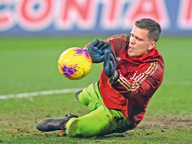  حارس مرمى نادي يوفنتوس البولندي فويتشك تشيزني