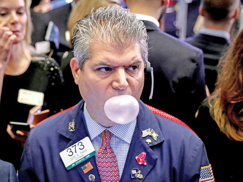 الأسهم الأميركية تتجاهل التطورات وتحقق مستويات تاريخية جديدة  