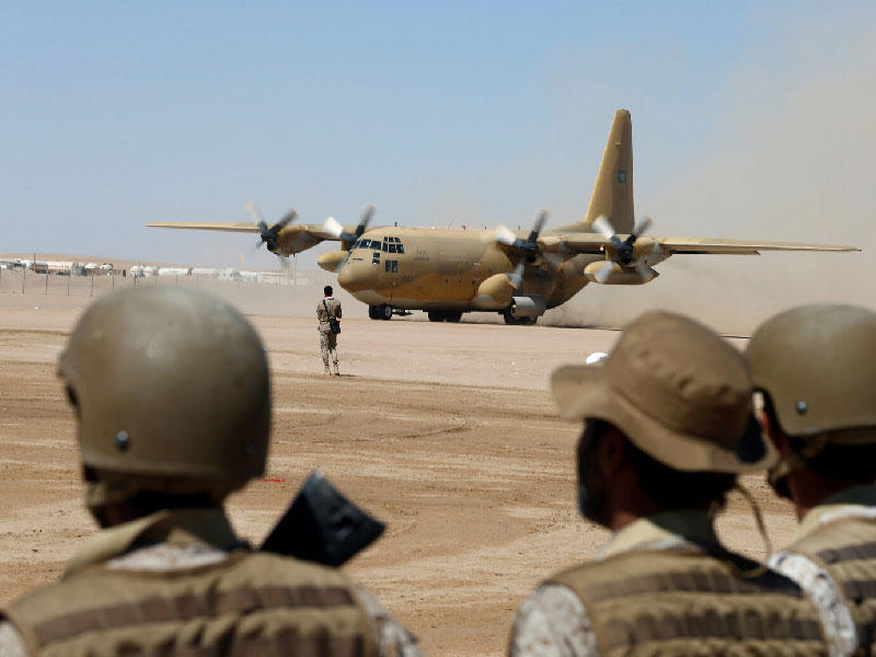 التحالف يعاقب مخالفي «قواعد الاشتباك» باليمن