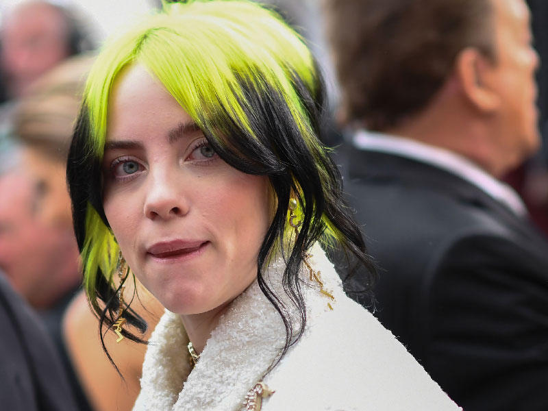 المغنية الشابة بيلي آيليش