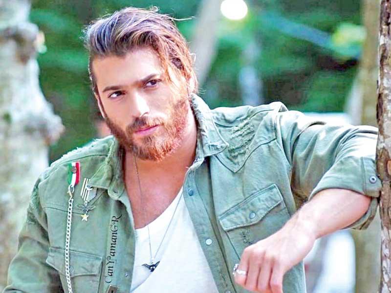  الممثل التركي ​جان يامان