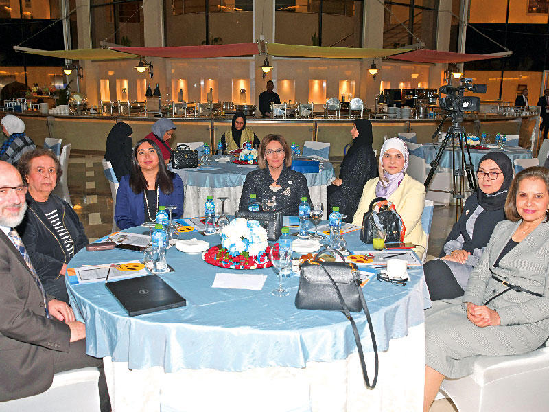 الساير متوسطة المشاركين في الملتقى أمس الأولt(تصوير ميلاد غالي)