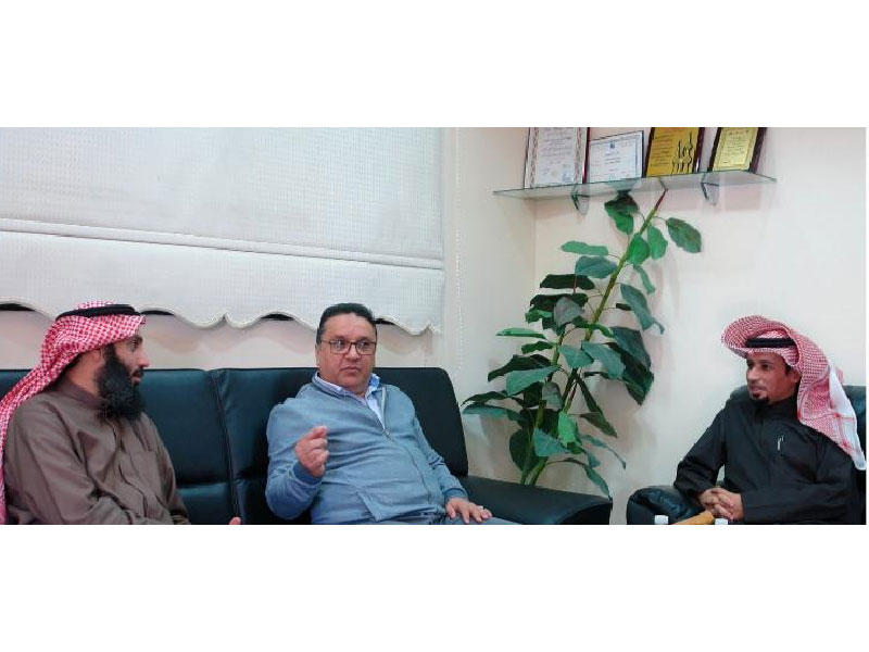 المغربي محمد الإدريسي أثناء استقباله