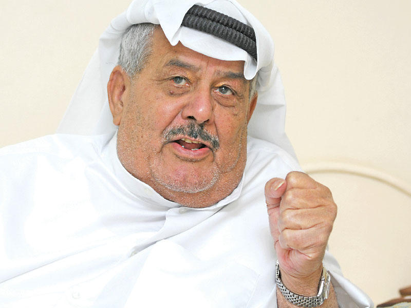 الرئيس السابق لنادي القادسية واتحاد كرة القدم المرحوم عبدالعزيز المخلد