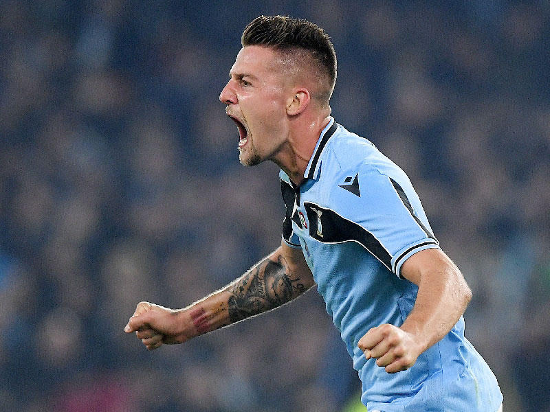 لاعب فريق لاتسيو ميلنكوفيتش سافيتش 