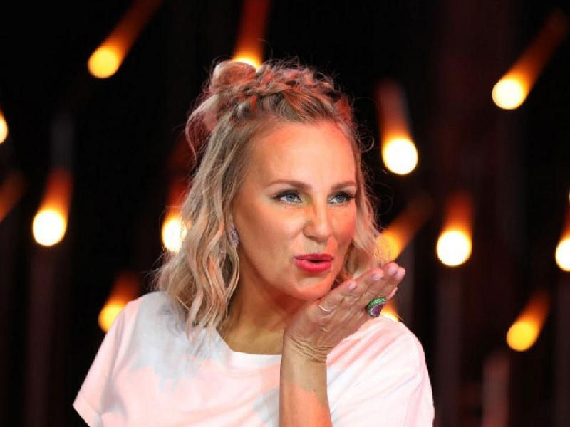 الفنانة شيرين رضا