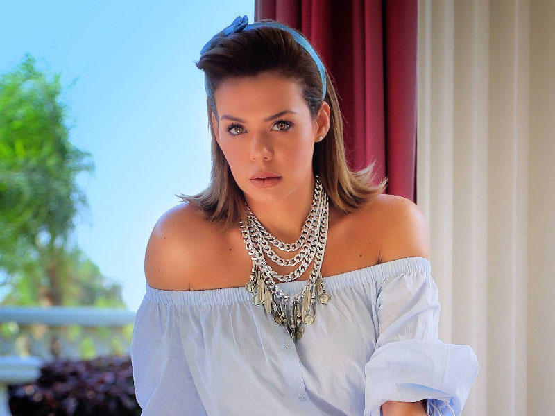 الفنانة إيمي سالم