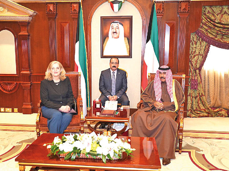 ولي العهد مستقبلاً السفيرة الأميركية