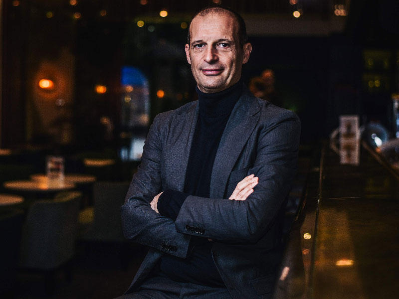 المدرب الإيطالي ماسيميليانو أليغري