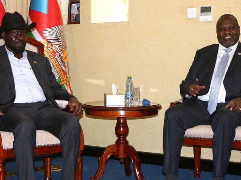 زعيم المتمردين يؤدي اليمين نائباً لسيلفاكير