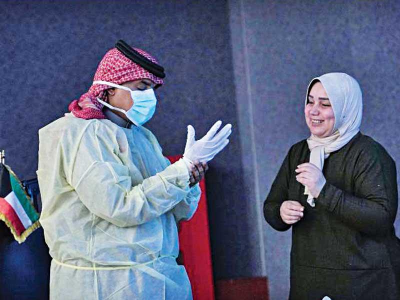 جانب من حملات التوعية لرجال الجمارك 