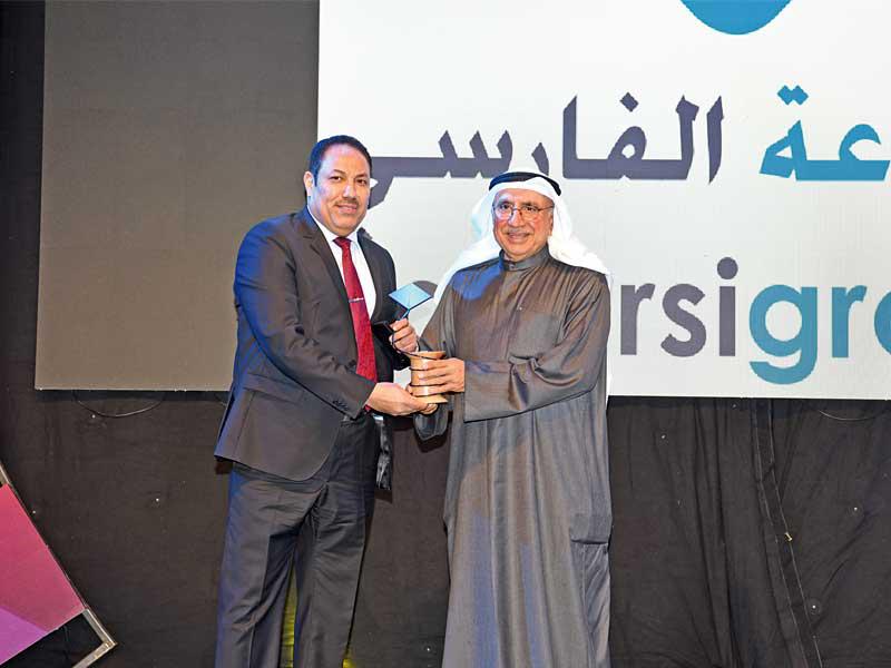 الفارسي يكرم الرئيس التنفيذي لمجموعة الفارسي