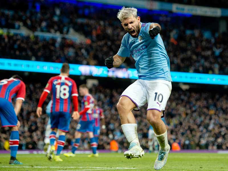 نجم مانشستر سيتي أغويرو 