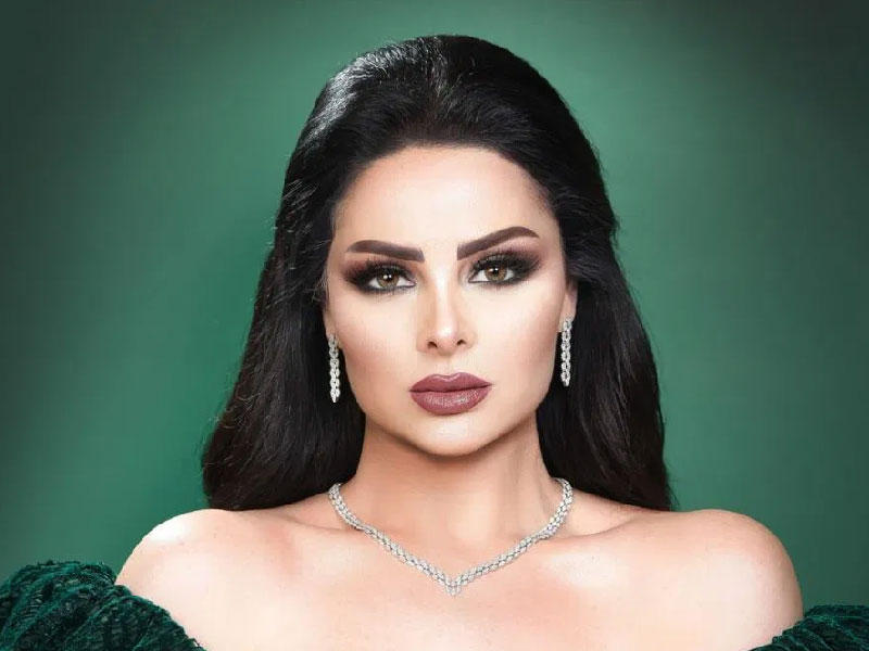 النجمة الأردنية ديانا كرازون 