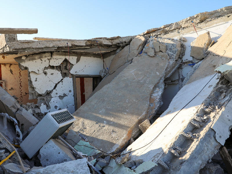 قصف مكثف على طرابلس رغم الهدنة