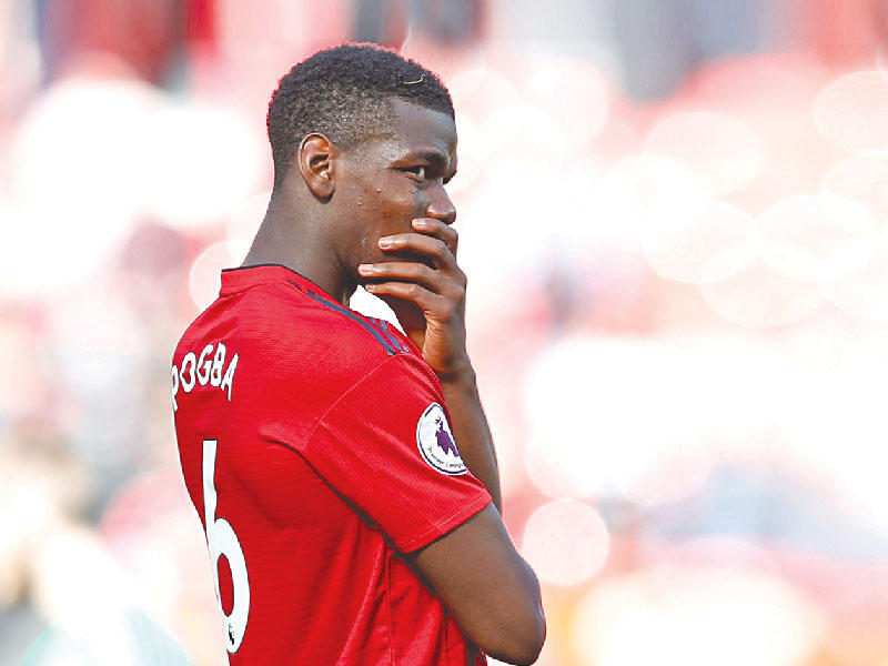 لاعب خط وسط نادي مانشستر يونايتد، الفرنسي بول بوغبا