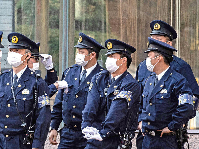 الكمامة لا تنفع!