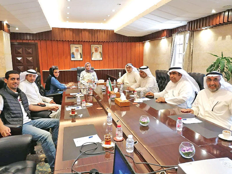 الشهاب مترئسة اجتماع قياديي «المواصلات» أمس الأول