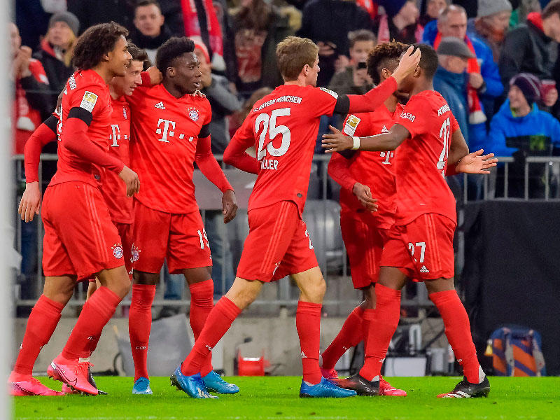 احتفال بايرن ميونيخ  بهدف في مباراة سابقة