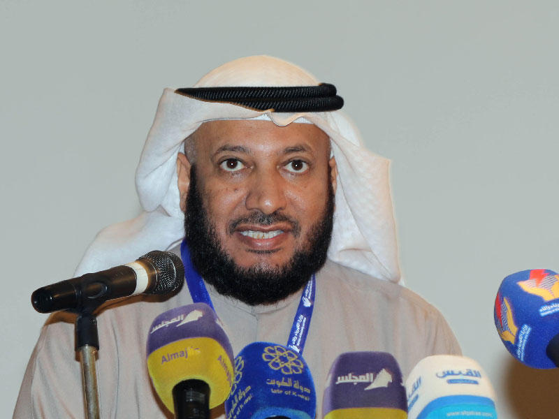 الوكيل المساعد لمحطات القوى الكهربائية المهندس خليفة الفريج