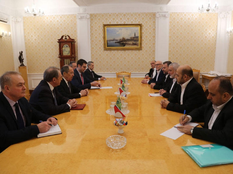  رئيس المكتب السياسي لحركة «حماس»، إسماعيل هنية،-وزير الخارجية الروسي سيرغي لافروف