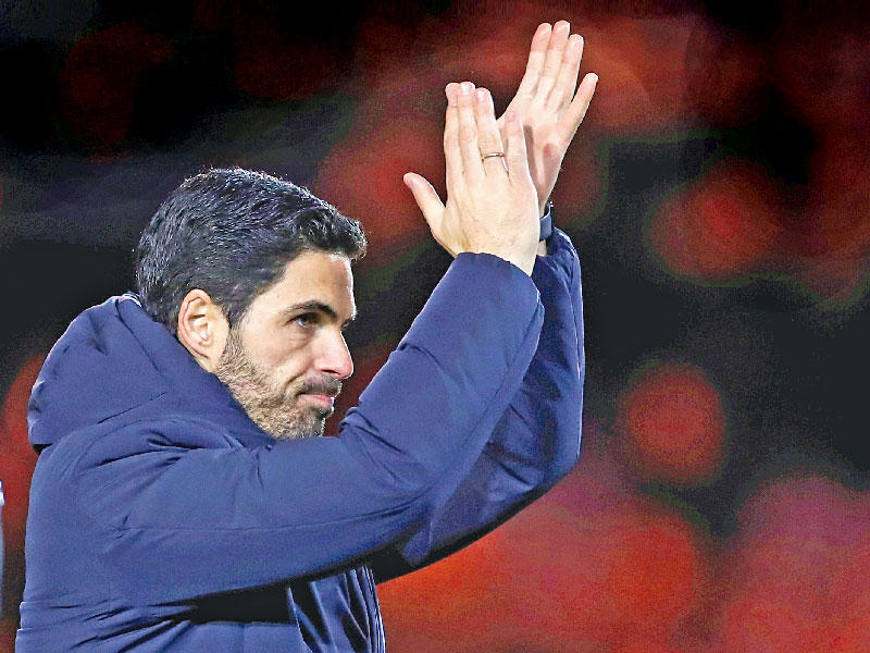 مدرب أرسنال ميكيل أرتيتا