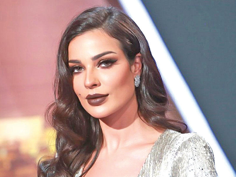 الفنانة نادين نسيب نجيم