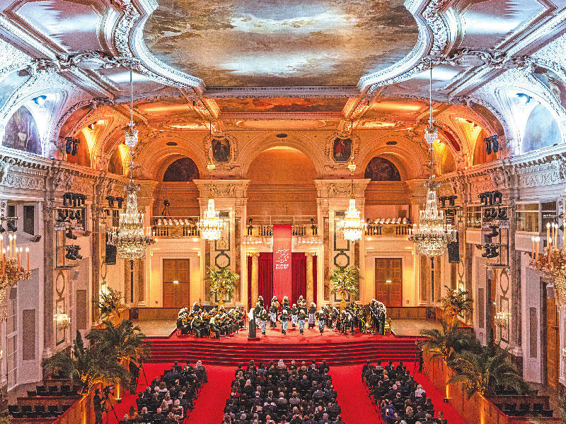 فرقة مركز الشيخ جابر في قصر الهوفبورغ