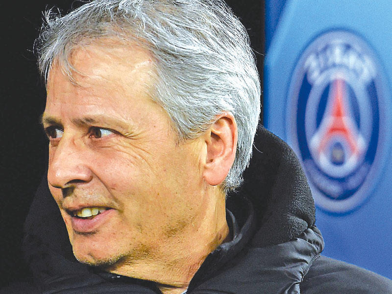  المدير الفني لنادي بوروسيا دورتموند