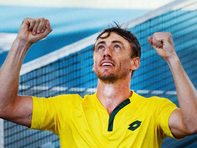 الأسترالي جون ميلمان بعد فوزه على البرازيل في مباراة التأهل لكأس ديفيس