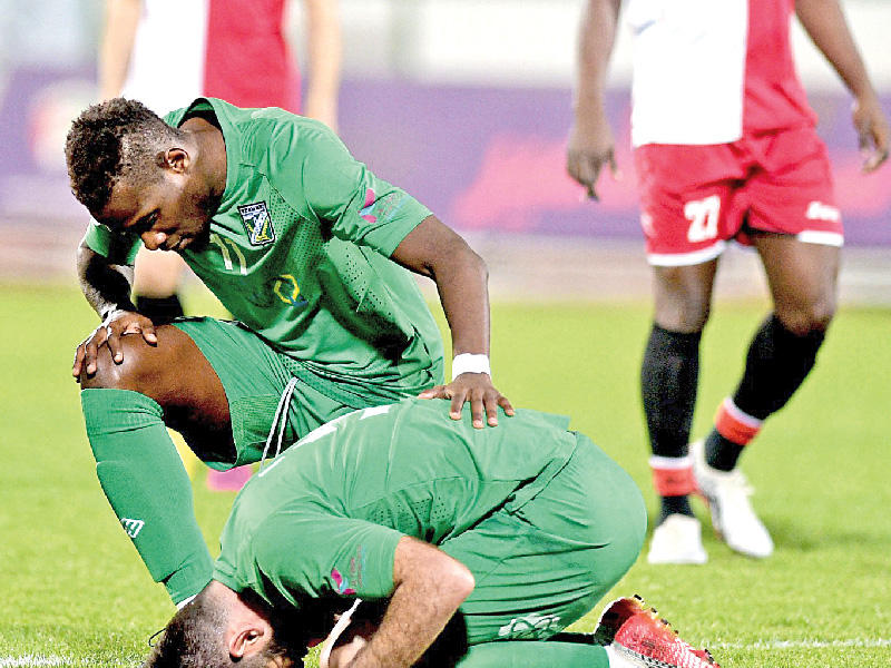 جانب من مباراة العربي والصليبيخات