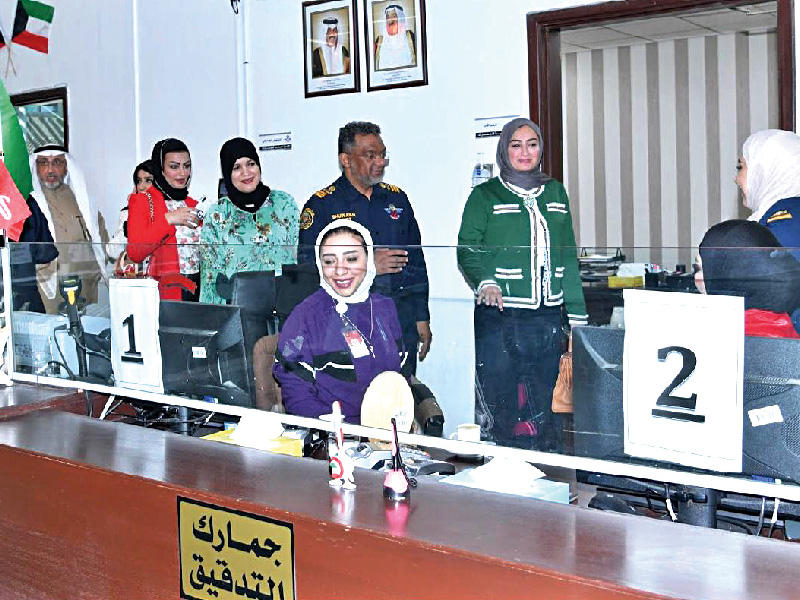  وكيلة وزارة المواصلات، م. خلود الشهاب خلال الجولة