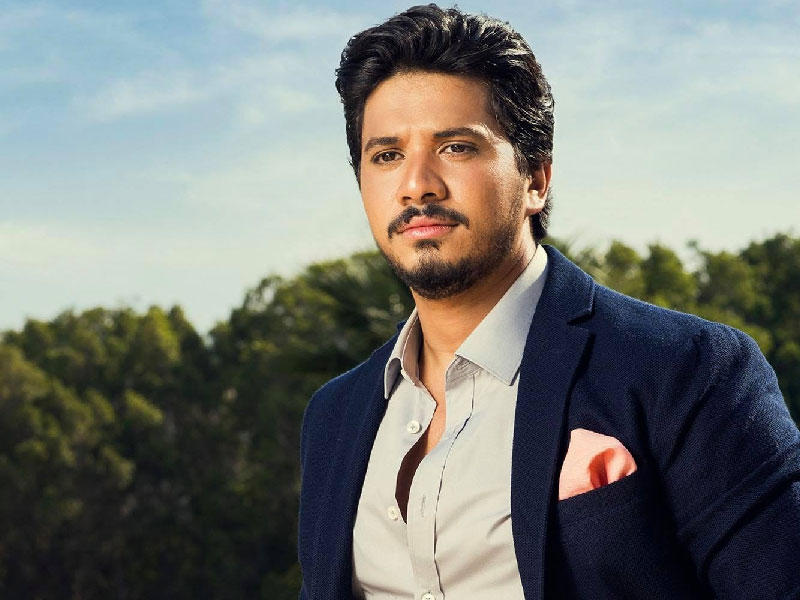 المطرب مصطفى حجاج