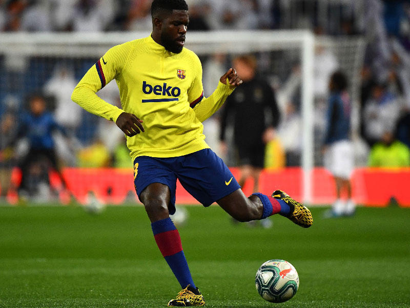 لاعب نادي برشلونه صامويل اومتيتي