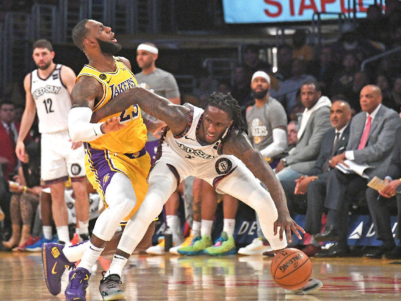 جانب من مباراة بروكلين نتس وليكرز