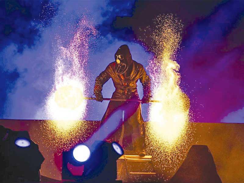 من المهرجانات الترفيهيةn