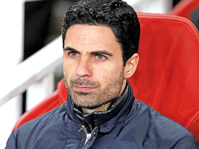 ميكيل أرتيتا المدير الفني لفريق أرسنال الإنكليزي لكرة القدم