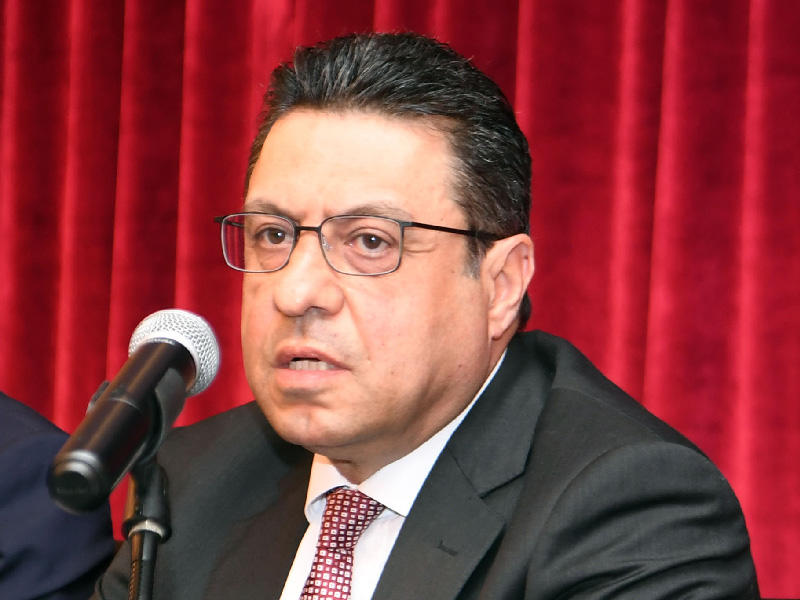 السفير المصري لدى البلاد طارق القوني