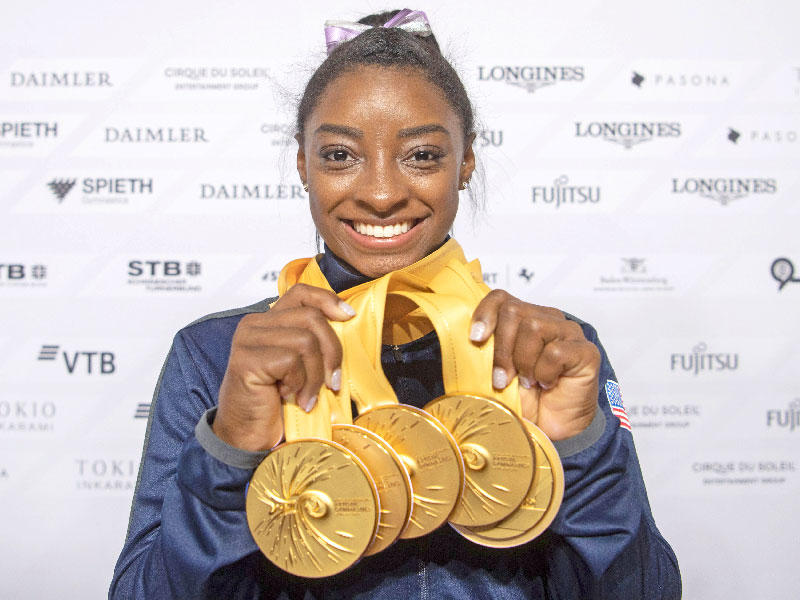 لاعبة الجمباز الأميركية سيموني بايلز