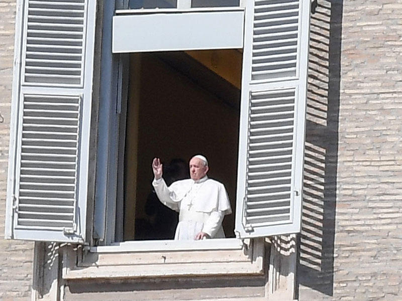 احتفالات «الفصح» من دون مصلّين